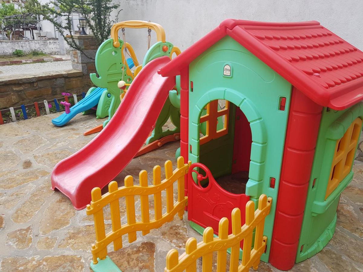 Yeni Bademli Konuk Evi İmroz Екстериор снимка