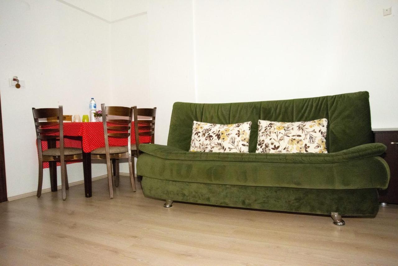 Yeni Bademli Konuk Evi İmroz Екстериор снимка